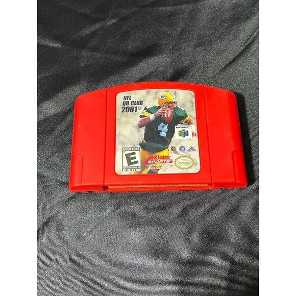 Nintendo N64 NFL QB Club 2001 - Picture 1 of 7